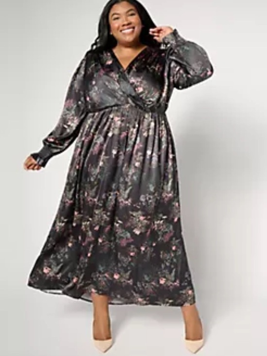 Me By Jennie Garth Dresses & Skirts - Me by Jennie Garth Woven Maxi Dress Size XLP Black Floral